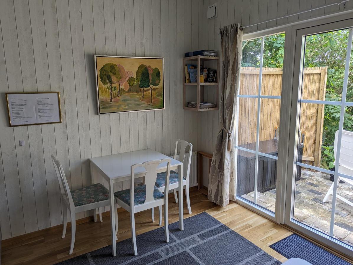 Cute Little Cottage In Hoellviken Exterior photo